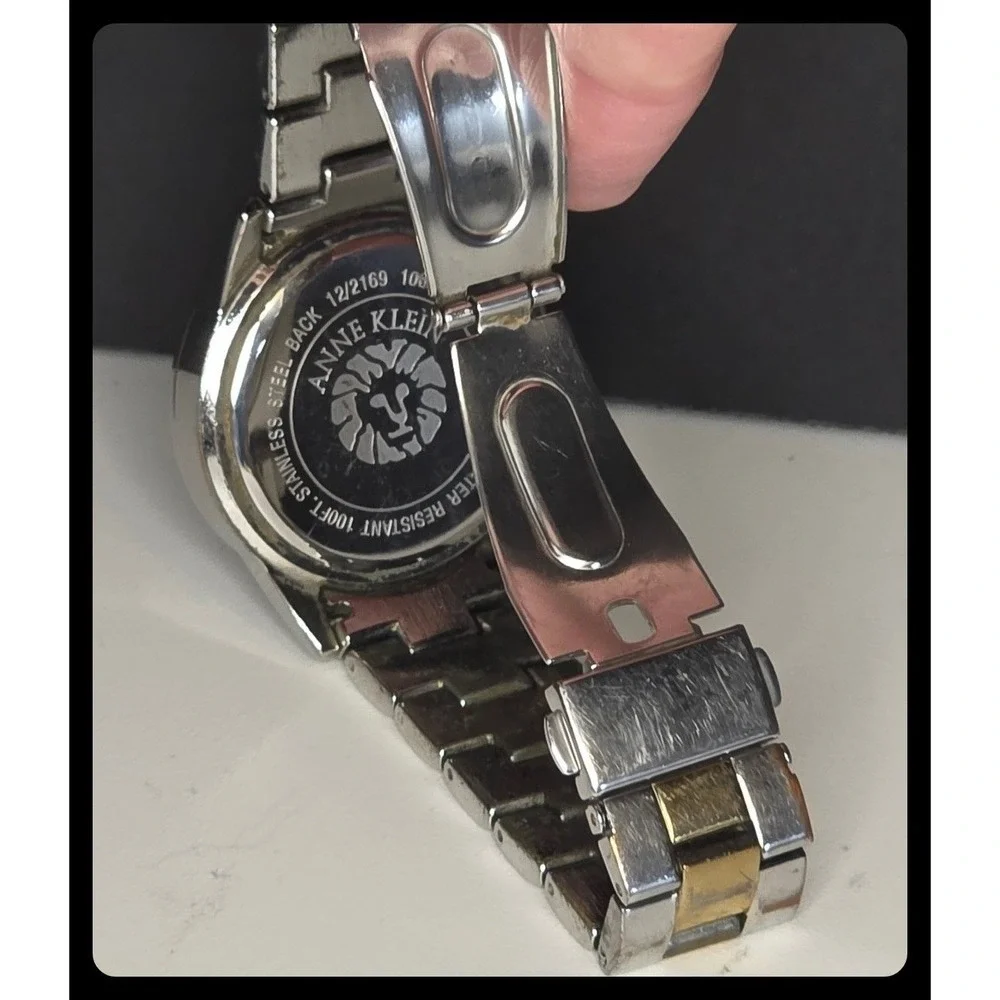 Anne Klein anne klein